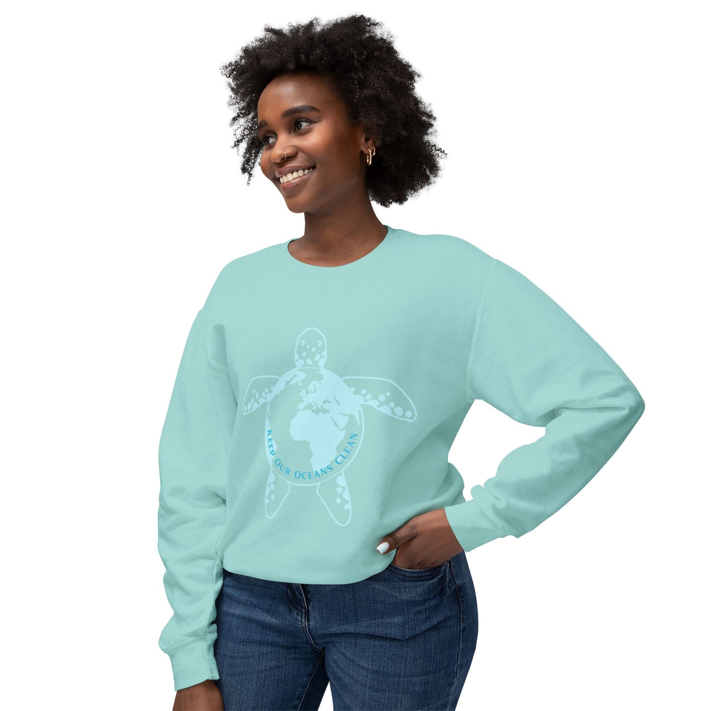 /Sea Turtle Sweatshirt/Comfy Beach Girl Sweatshirt/Marine Life Protection/Keep our Oceans Clean Lightweight Crewneck Sweatshirt/Cute Turtle World